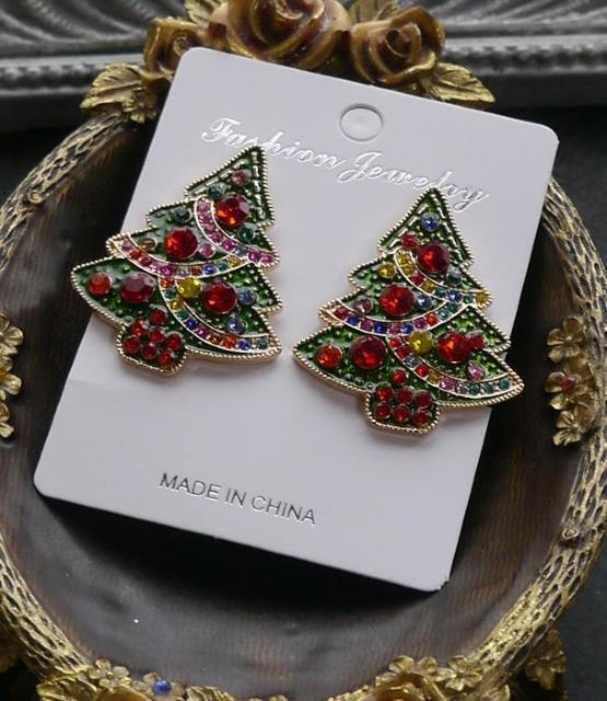 新品 アンティーク調きらきらクリスマスツリーストーンピアス ゴスロリ イベント < 女性アクセサリー/時計  新品 アンティーク調きらきらクリスマスツリーストーンピアス ゴスロリ イベント  < 女性アクセサリー/時計の