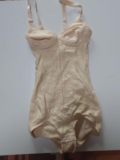 Vigp@{fB[X[c␳@A70M   t@bV 