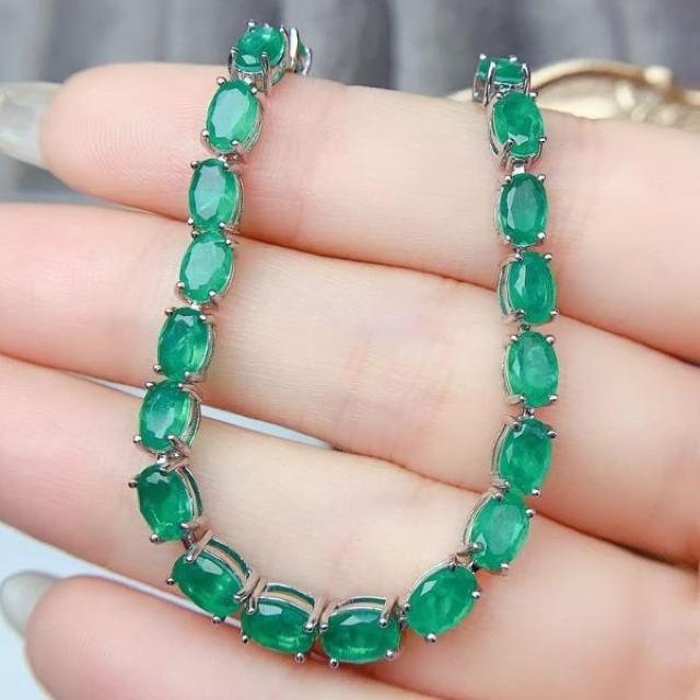 ナチュラル エメラルド ブレスレット 高級女性ジュエリー 天然 アクセサリー カラーストーン S0_6945 < 女性アクセサリー/時計 ナチュラル エメラルド ブレスレット 高級女性ジュエリー 天然 アクセサリー カラーストーン S0_6945 < 女性アクセサリー/時計の