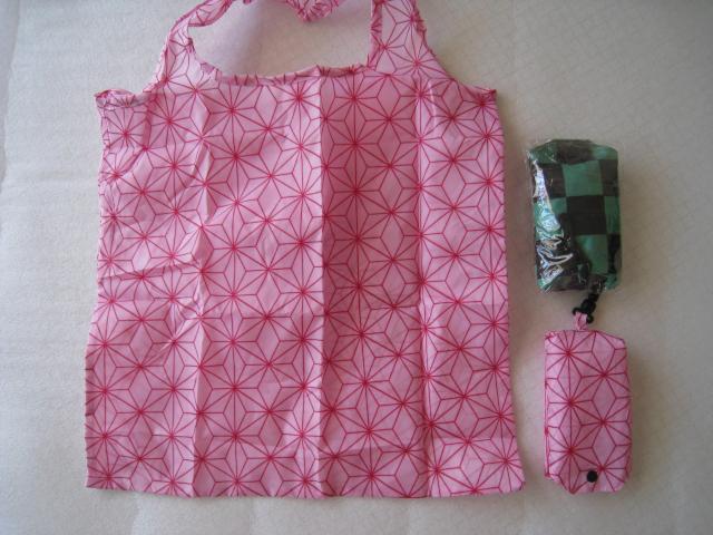 ☆ 鬼滅の刃 ☆折たたみ式 ☆ 収納袋付きトートバック ☆ 2種2枚 < アニメ/コミック/キャラクター ☆ 鬼滅の刃 ☆折たたみ式 ☆ 収納袋付きトートバック ☆ 2種2枚 < アニメ/コミック/キャラクターの