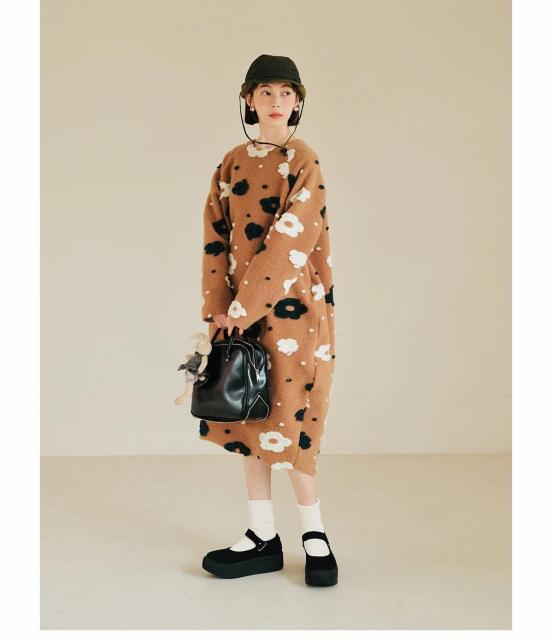 新品 大きいサイズL(〜LL.3L) 厚地ゆったり花柄ドレスワンピース ゴスロリ 可愛い < 女性ファッション  新品 大きいサイズL(〜LL.3L) 厚地ゆったり花柄ドレスワンピース ゴスロリ 可愛い < 女性ファッションの