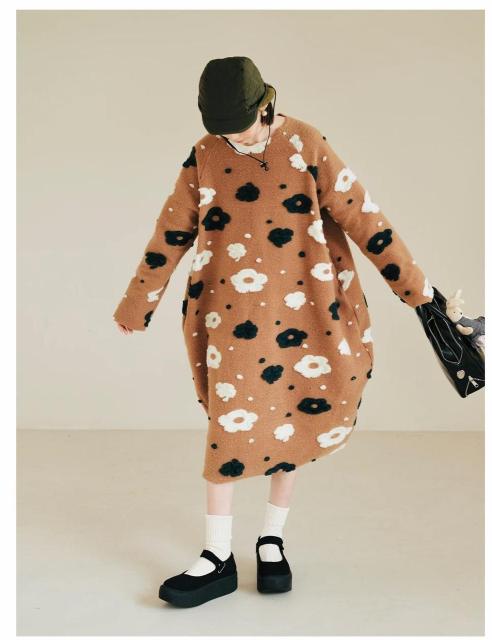 新品 大きいサイズL(〜LL.3L) 厚地ゆったり花柄ドレスワンピース ゴスロリ 可愛い < 女性ファッション  新品 大きいサイズL(〜LL.3L) 厚地ゆったり花柄ドレスワンピース ゴスロリ 可愛い < 女性ファッションの