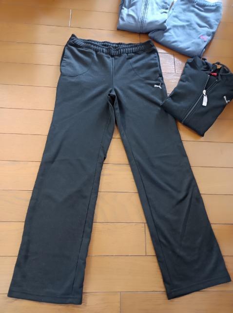 PUMA★薄手ジャージ上下セット黒★カッコイイ★真冬以外★ < 女性ファッション  PUMA★薄手ジャージ上下セット黒★カッコイイ★真冬以外★ < 女性ファッションの