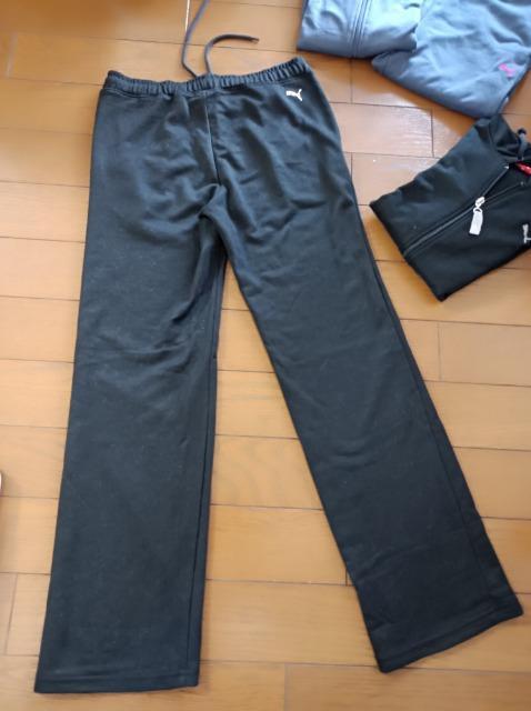 PUMA★薄手ジャージ上下セット黒★カッコイイ★真冬以外★ < 女性ファッション  PUMA★薄手ジャージ上下セット黒★カッコイイ★真冬以外★ < 女性ファッションの