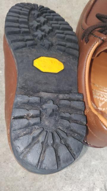 タラスブルバ TARAS BOULBA  チロリアンシューズ 革靴  約23cm ビブラムソール 格安にて < 女性ファッション  タラスブルバ TARAS BOULBA  チロリアンシューズ 革靴  約23cm ビブラムソール 格安にて < 女性ファッションの