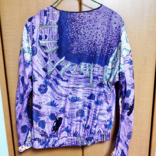 TSUMORI CHISATO 紫 絹100 森のくまさん柄カシュクールブラウス < ブランド  TSUMORI CHISATO 紫 絹100 森のくまさん柄カシュクールブラウス < ブランドの