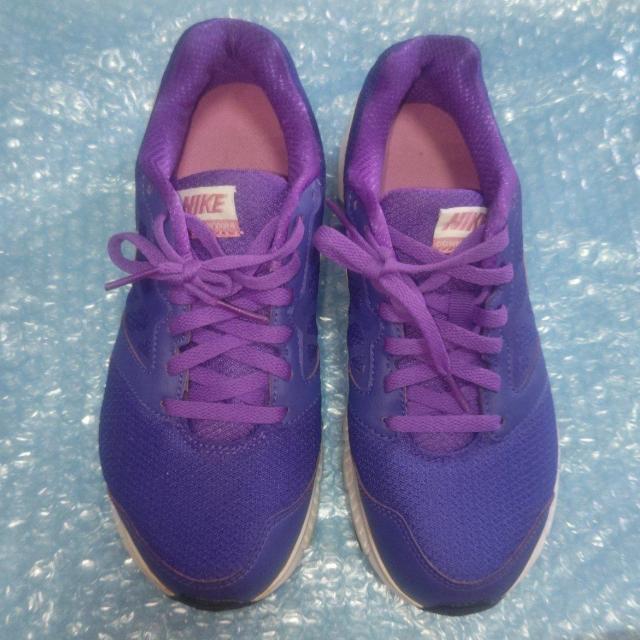 NIKEスニーカー 紫 パープル 訳あり 送料無料 ほぼ新品 左右サイズ違い ダウンシフター6 < ブランド  NIKEスニーカー 紫 パープル 訳あり 送料無料 ほぼ新品 左右サイズ違い ダウンシフター6 < ブランドの