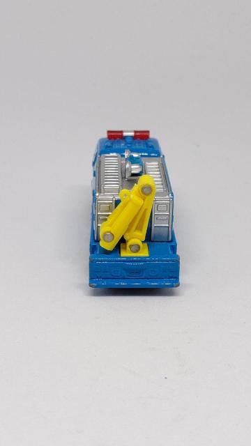 g~J@ZbgoV@mnDVS   RESCUE    TRUCK  V@TYPE  zr[ 