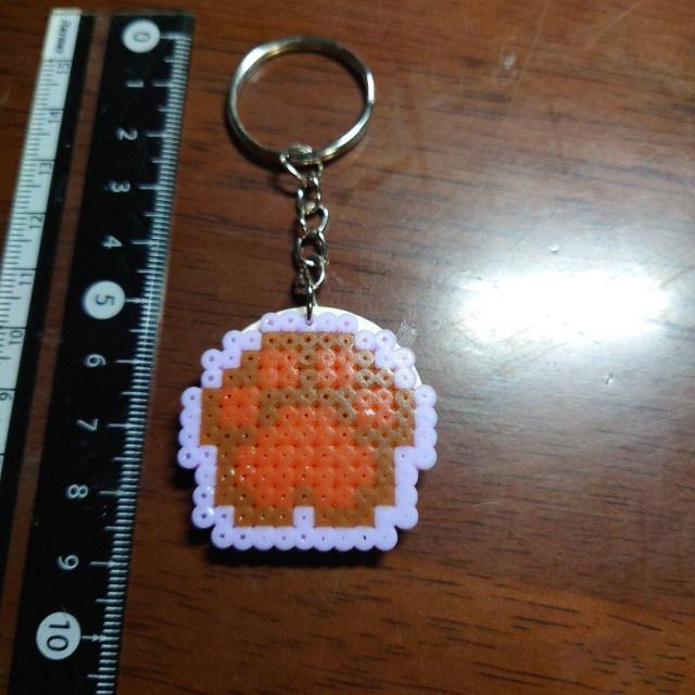 ハンドメイド☆アイロンビーズ肉球キーホルダー☆ < ペット/手芸/園芸 ハンドメイド☆アイロンビーズ肉球キーホルダー☆ < ペット/手芸/園芸の