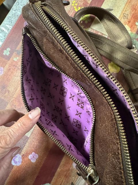 感謝を込めて★russet leatherショルダー・ポーチ★プルオーバー・カーディガン★4点まとめ売り★1000円スタート < ブランド 感謝を込めて★russet leatherショルダー・ポーチ★プルオーバー・カーディガン★4点まとめ売り★1000円スタート < ブランドの