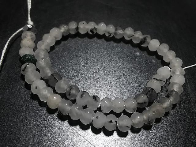 天然石★ブラックルチル 4mmロンデルカット 半連 < 女性アクセサリー/時計 天然石★ブラックルチル 4mmロンデルカット 半連 < 女性アクセサリー/時計の