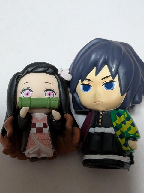 �S�ł̐n�H���q�A�y���`�E  �� �z�r�[�� 