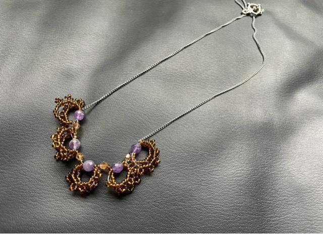 a6�r�[�Y�҃f�U�C���l�b�N���X �� �����t�@�b�V������ 