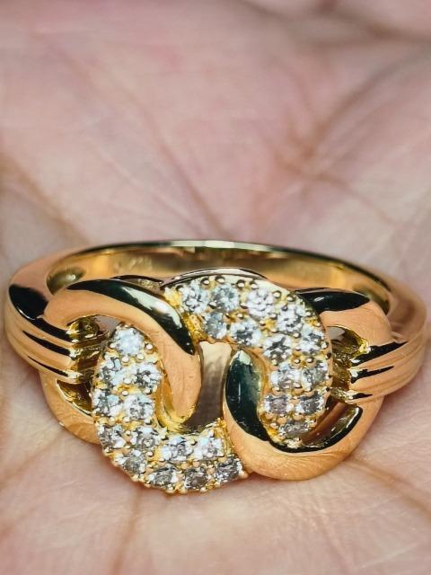 GSTVドーナッツ型の美しいK18金の天然ダイヤ0.27ctが煌めく4.78gの程良いボリュームリングさん大好き(*^^*)♪ < 女性アクセサリー/時計 GSTVドーナッツ型の美しいK18金の天然ダイヤ0.27ctが煌めく4.78gの程良いボリュームリングさん大好き(*^^*)♪ < 女性アクセサリー/時計の