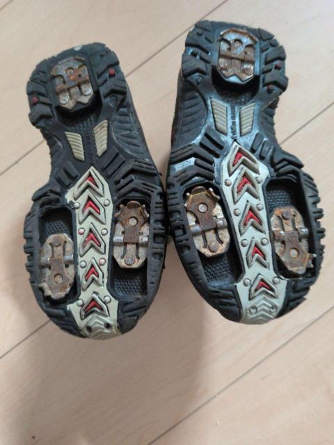 �u�� �q���p�X�p�C�N�V���[�Y �� �L�b�Y/�x�r�[�� 