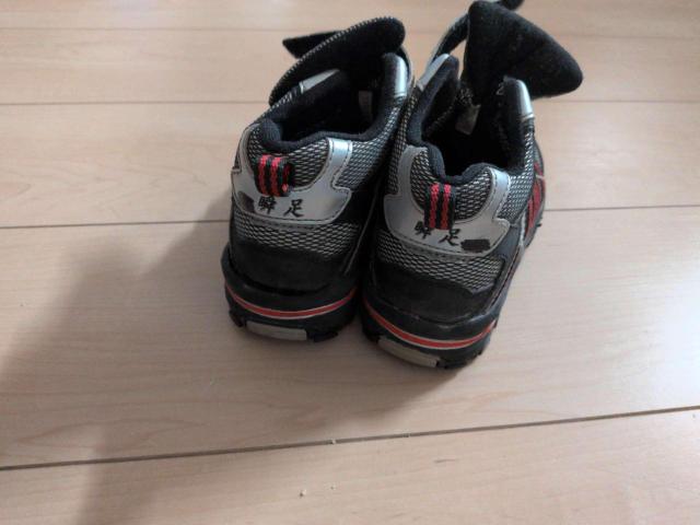 �u�� �q���p�X�p�C�N�V���[�Y �� �L�b�Y/�x�r�[�� 