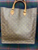 CBg  mO  g[gobN@uE VUITTON g[gobO