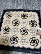 �V�i�@�N���C�T�X�@�^�I���@�n���J�`�@�x�[�W���@���@�J�����A