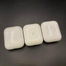 ���� Apple �A�b�v�� AirPods �[�d�P�[�X�̂� A1602 3��