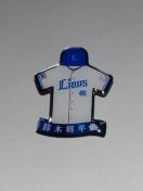 埼玉西武ライオンズ2024 ブルーシリーズユニフォーム型ピンバッチ 46  鈴木将平選手