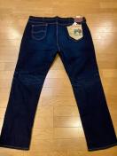 Lee  リー203 超大きいsizeW44  ストレートスリムストレッチありJ