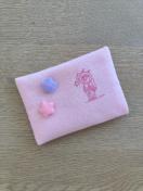 �n���h���C�h���ӂ�����|�P�b�g�e�B�b�V���P�[�X