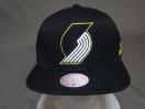 yMitchell & Nessz  NBAoXP uCU[Y SLbv 