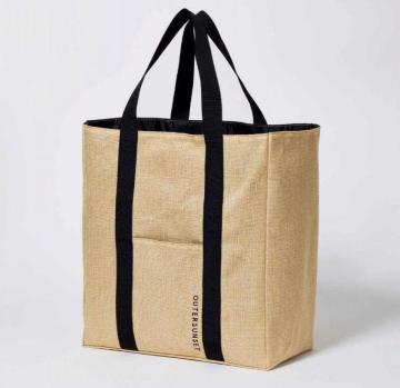 GLOW�G���t�^���A�E�^�[�T���Z�b�g�����S�h���イ����T�}�[�g�[�g