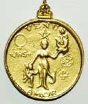 AzureGreen Tame Your Lover Amulet pendan