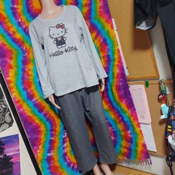 Jb(*L`)KittyLeBfJvpW}[EGApW}