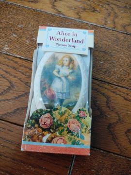 �s�v�c�̍��̃A���X Alice in Wonderland �Ό� �C���O�����h