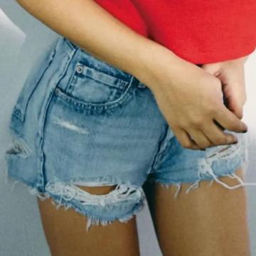 GYDA��BACK RIPPED�f�j���V���[�g�p���c��