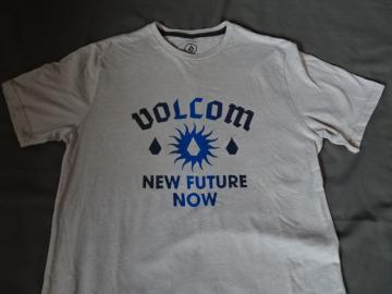 {RyNEW FUTURE NOWz SvgsVcUS M