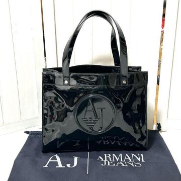 ARMANI JEANS �A���}�[�j�E�W�[���Y �G�i���� �g�[�g�o�b�O
