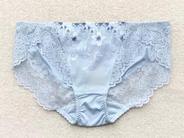 Triumph AMOSTYLE V[c MTCY F