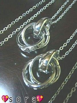 LOVE Wリング ペアネックレスセット