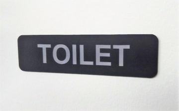  AN hAv[g ubN TOILET gC