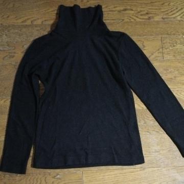 UNIQLO ハイネック フリース 黒 美品