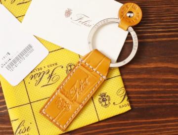 新品 Felisi キーホルダー