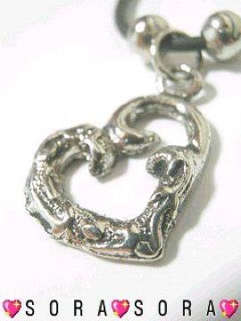 激シブ♪レザー革 ハートネックレス