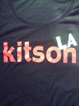 LA kitson Ŀ UNIQLO Ƹ  ׷  T ׯ L