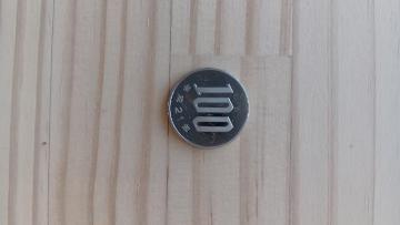 100~ʃG[RC