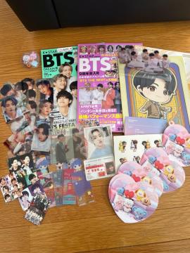 BTS �O�b�Y ��ʂ܂Ƃߔ��� K��STAR �G�� �t�H�g�J�[�h BT21�� �����Z�b�g