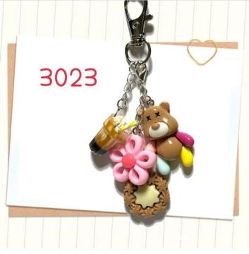 3023 ���F�̃N�}�ƃX�C�[�c�̃`���[���Z�b�g�@���O���\�@�n���h���C�h�@�L�[�z���_�[