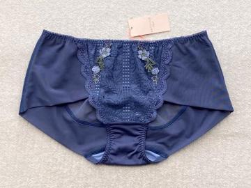 Triumph AMOSTYLE �V���[�c �k�T�C�Y �q�b�v�n���O �p���[�l�b�g �l�C�r�[