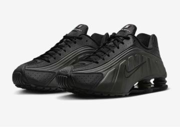 NIKE SHOX R4