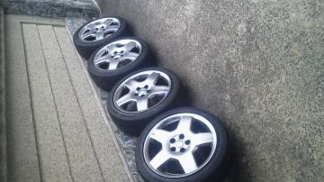 Õiޯ߰Ή225/45R18 4{