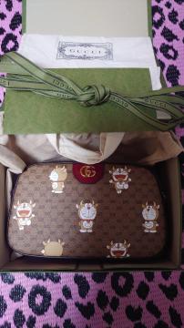 GUCCIhR{obO