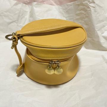 �y���B���e�[�W�zYURIE NITANI �o�j�e�B�o�b�O �T�[�N���^ ���g��