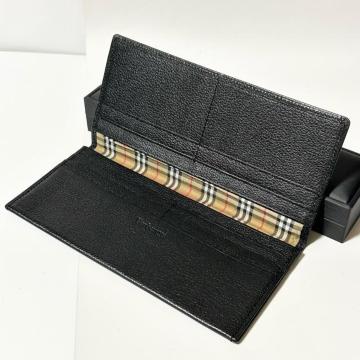 BURBERRY �o�[�o���[ ��܂� �����z ���z �����O�E�H���b�g �D���� ���U�[ �u���b�N ���n �����Y